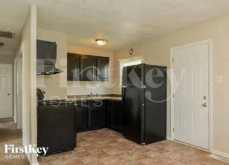 4331 Bertrand Rd — Photo 7