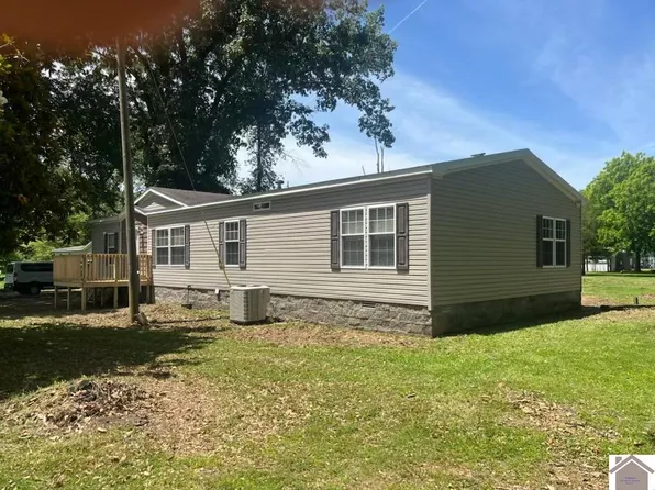 4225 Metropolis Lake Rd, West Paducah, KY 42086