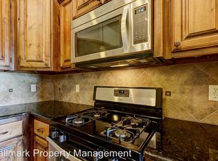 316 SE 7th Cir, Moore, OK 73160