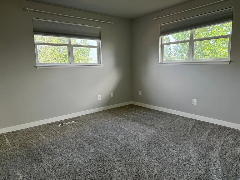 204 Hillcrest Dr — Photo 22