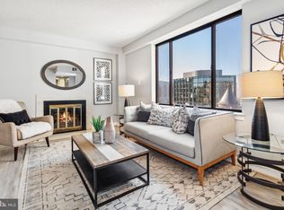 3 Washington Cir NW APT 604, Washington, DC 20037