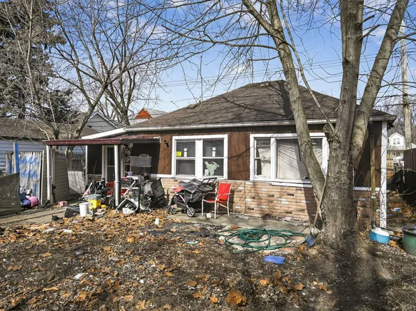 7559 Toepfer Rd, Warren, MI 48091