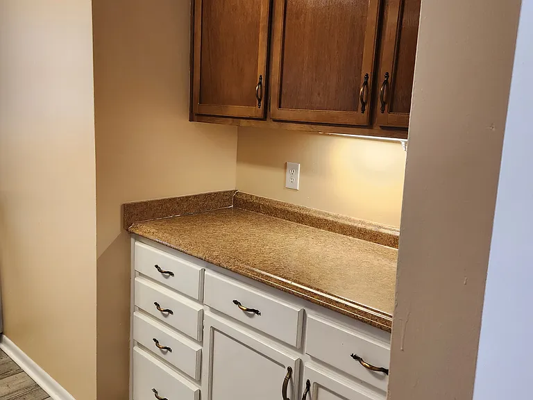 2322 Colony Dr SW — Photo 4