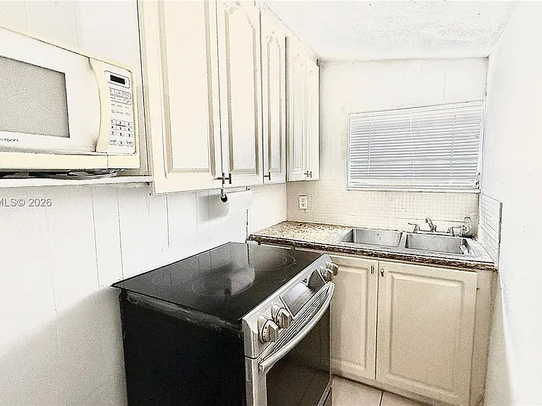 1878 NW 112th Ter #1 — Photo 3