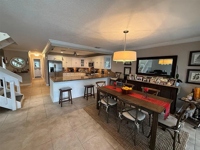 22861 Ironwedge Dr — Photo 2
