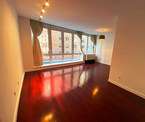 Rented by Level Group | media 1