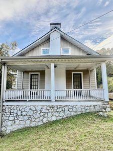 2 S Crest Rd, Chattanooga, TN, 37404