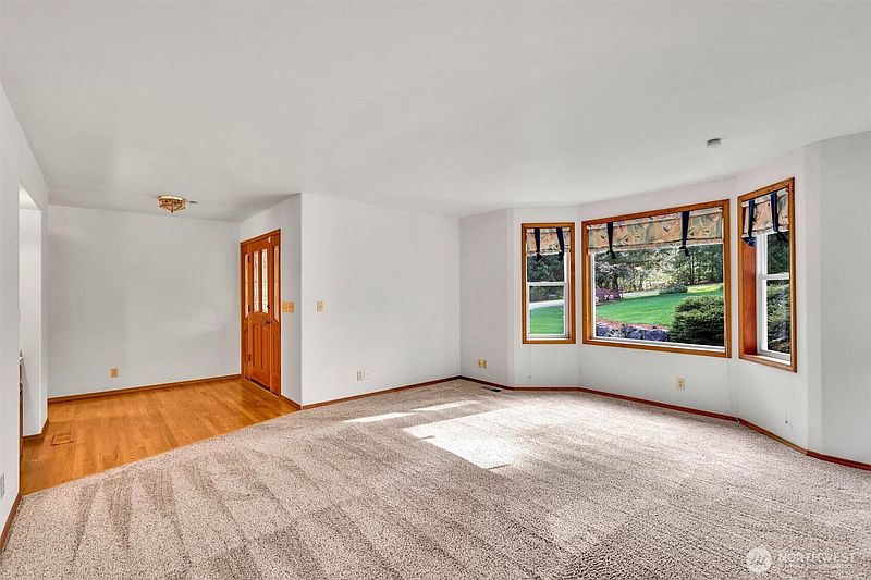 3rd image of 22926 276th Avenue SE
