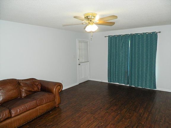 3rd image of 4125 Lantern Ln