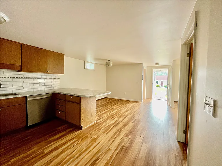 507 Hill Ave #2 — Photo 4