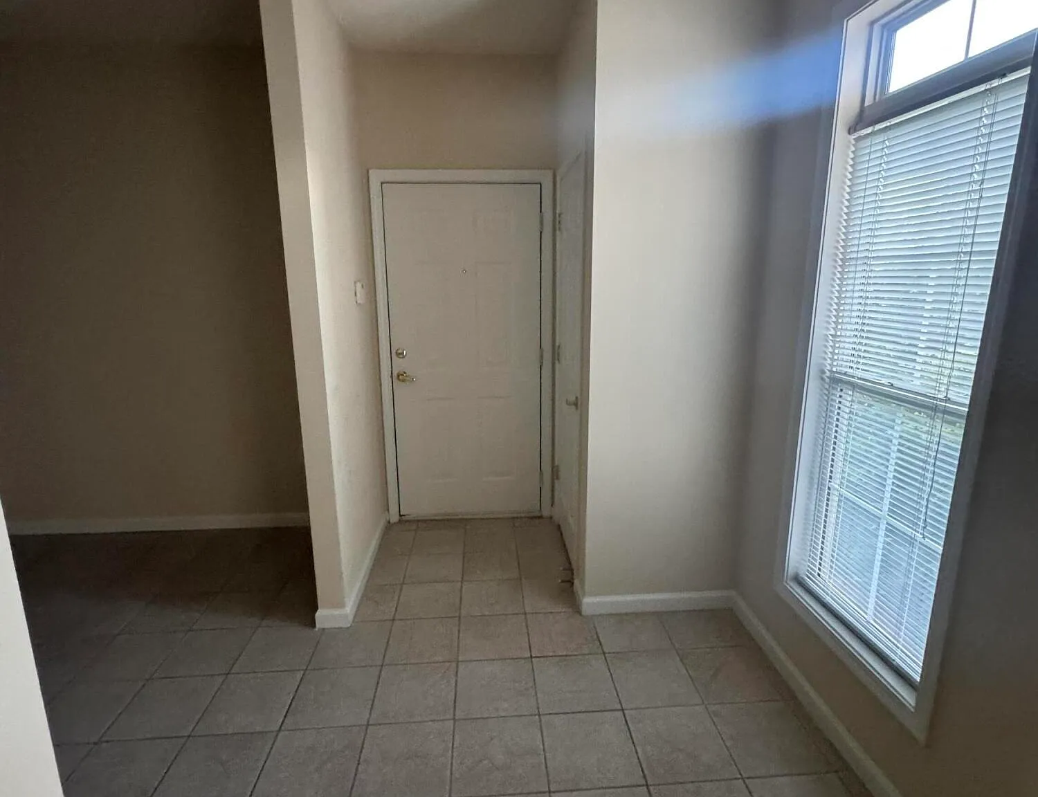 Studio, 1.0 bath, $1,250 — Photo 4