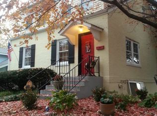 616 S 6th St, Saint Charles, MO 63301