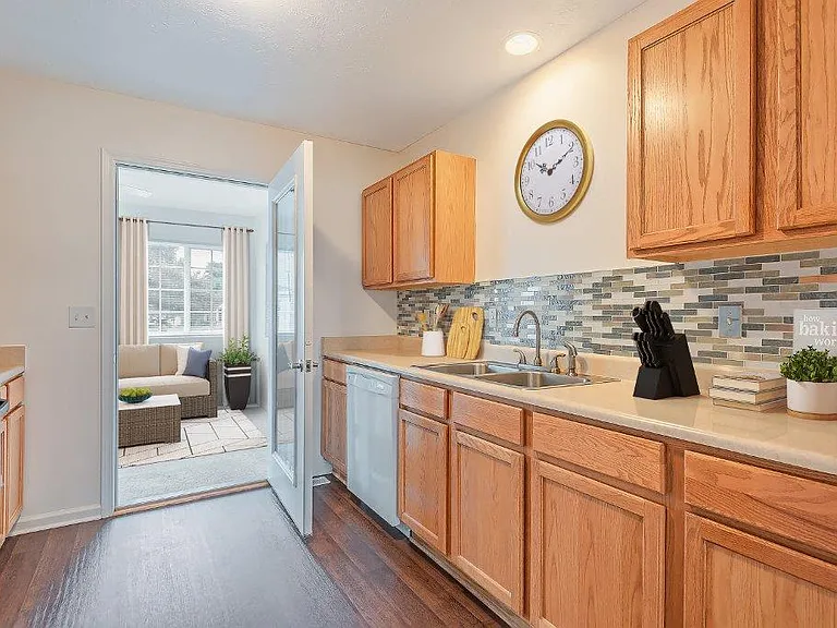 Hickory Hollow Senior Townhomes — Photo 2