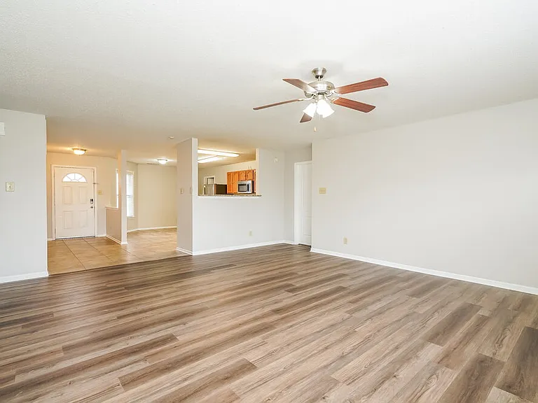 10610 Crackling Dr — Photo 6