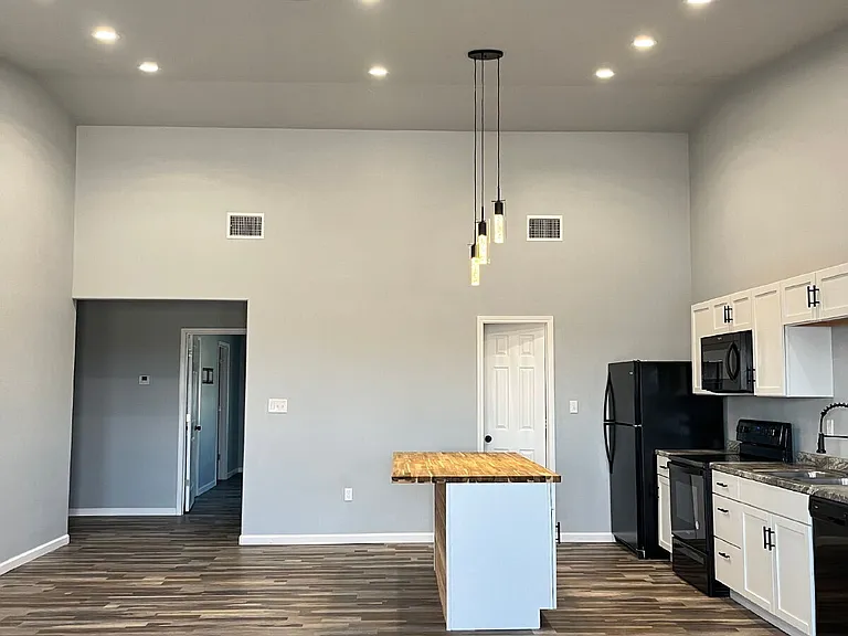 1625 County Road 7340 #B — Photo 2