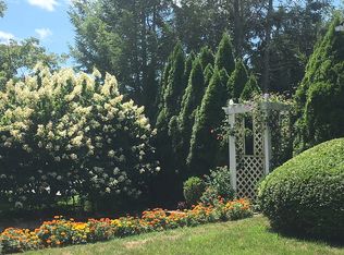 1 Oakview Ln, Westport, CT 06880