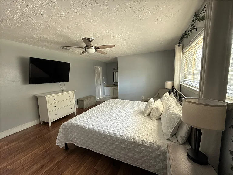 7307 Muirwood Ln — Photo 8