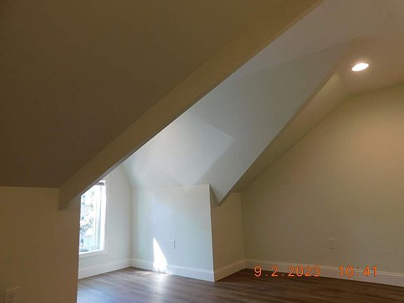 4th image of 1513 Forest Ave SW #G