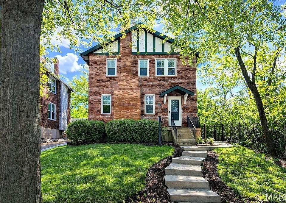 1st image of 1214 Woodland Dr