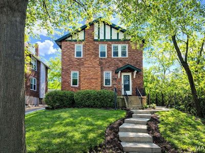 1214 Woodland Dr, Saint Louis, MO, 63117