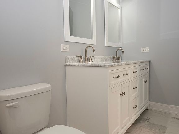 5th image of 2917 N Gresham Ave #G