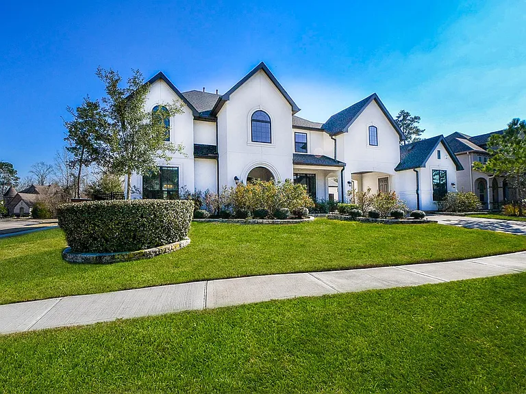 8526 Tombron Grove Rd — Photo 1