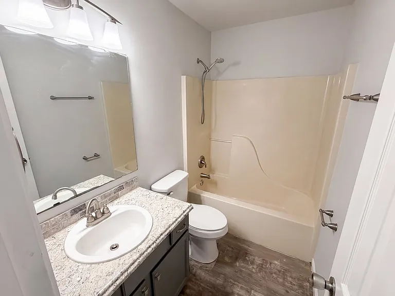 7642 Eagle Valley Pass — Photo 9