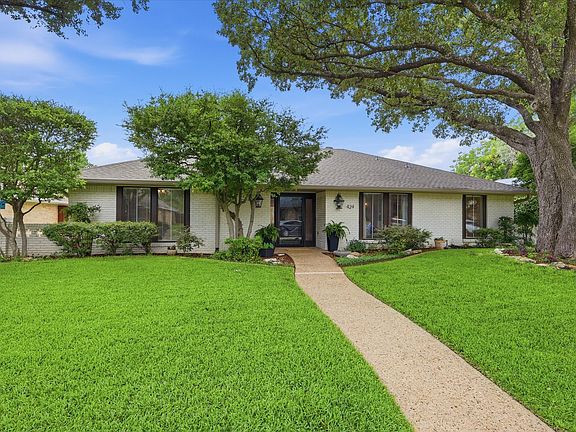 3rd image of 424 Fieldwood Dr