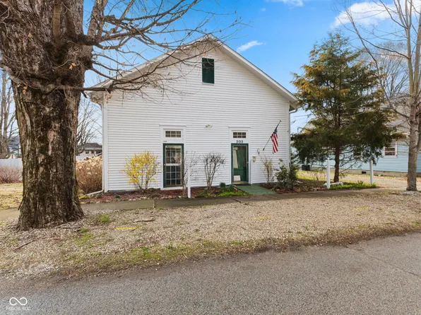 305 N Market St, Carthage, IN 46115