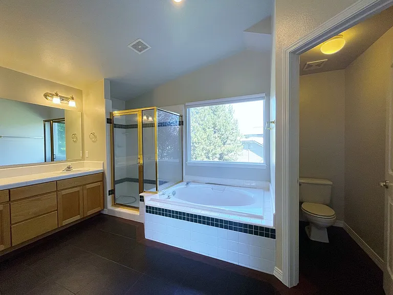 378 S Winthrop Way — Photo 26