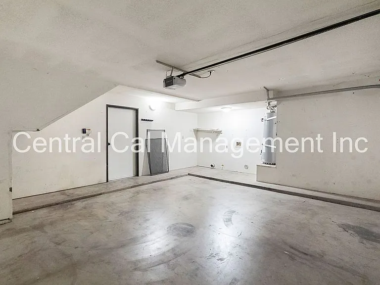 8502 Laborough Dr — Photo 22