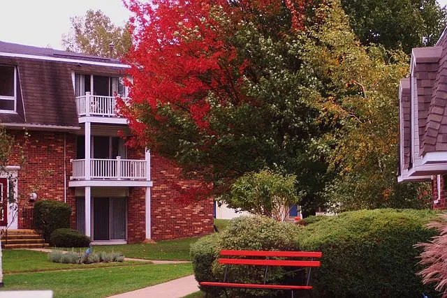 Holland Apartments