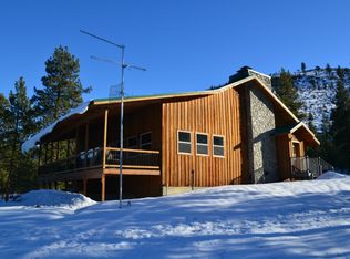 150 Thunder Rd, Chelan, WA 98816