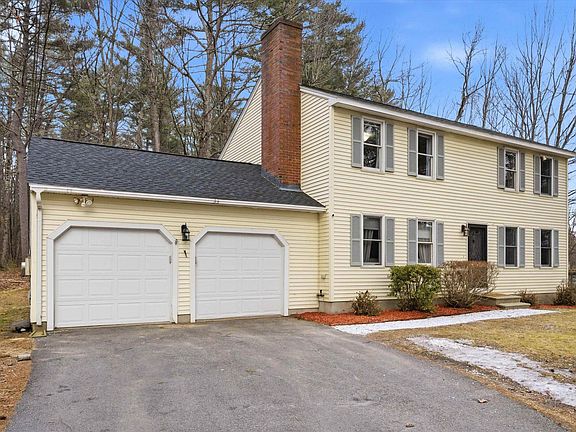 3rd image of 409 Hackett Hill Road