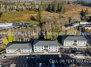 1301 SE Jetty Ave #1-B, Warrenton, OR 97146