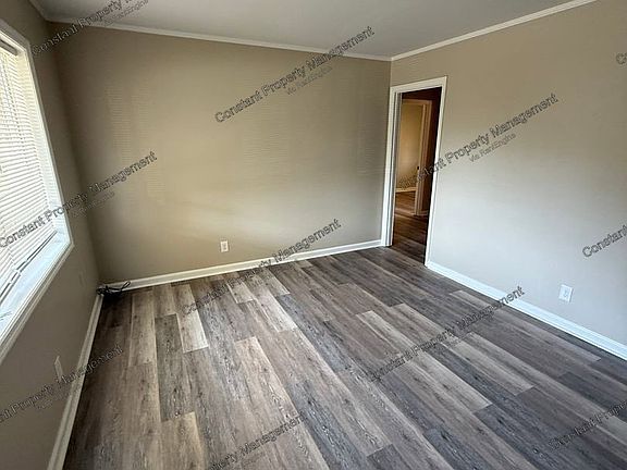 2nd image of 4293 Ayers Rd #4295