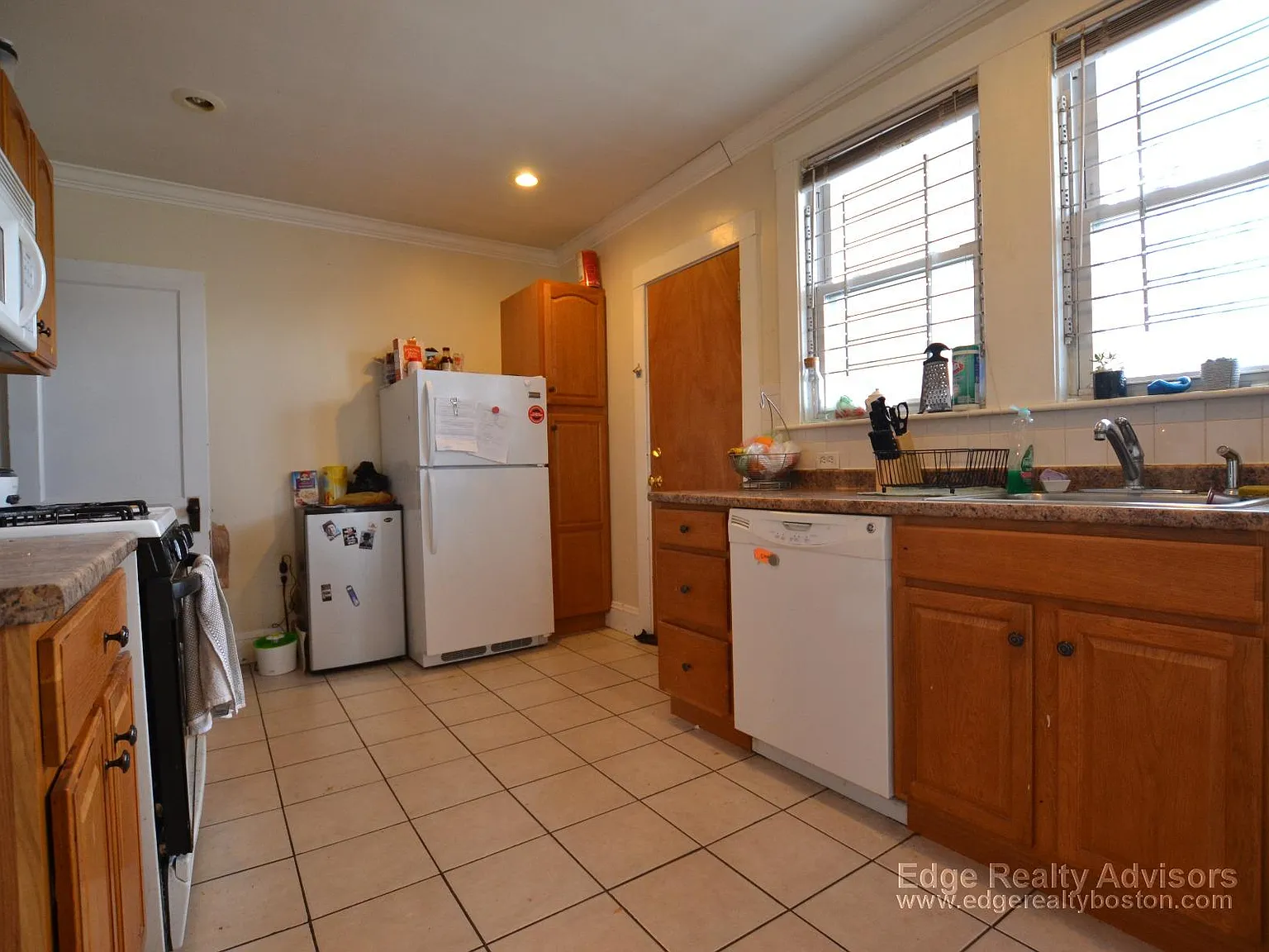 24 Claymoss Rd — Photo 2