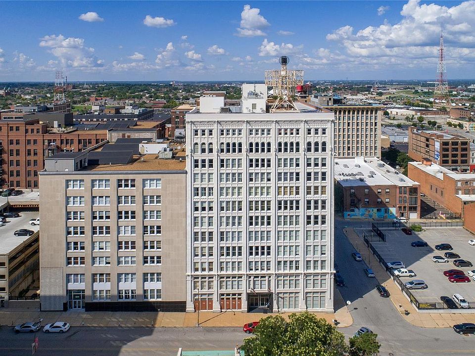 1st image of 1501 Locust 1103