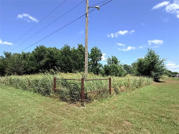 S 3450th Rd, Meeker, OK 74855