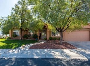 844 Mountain View Dr, Mesquite, NV 89027