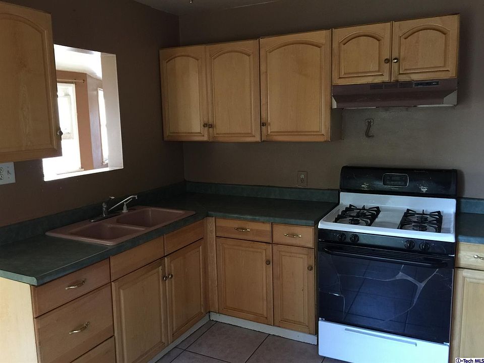 2nd image of 11409 Eldridge Ave