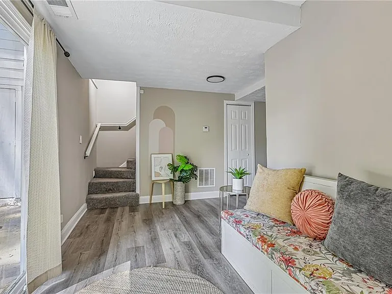 3898 Skidmore Dr — Photo 24