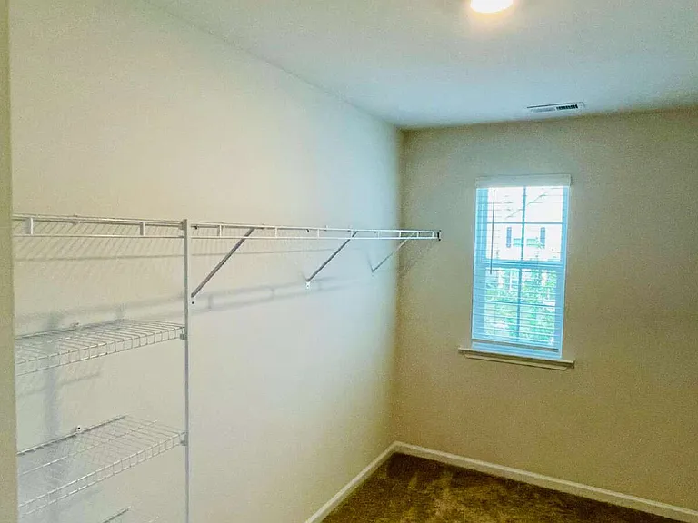 173 Dunham Rd — Photo 38