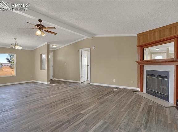 5th image of 20795 Oasis Ave