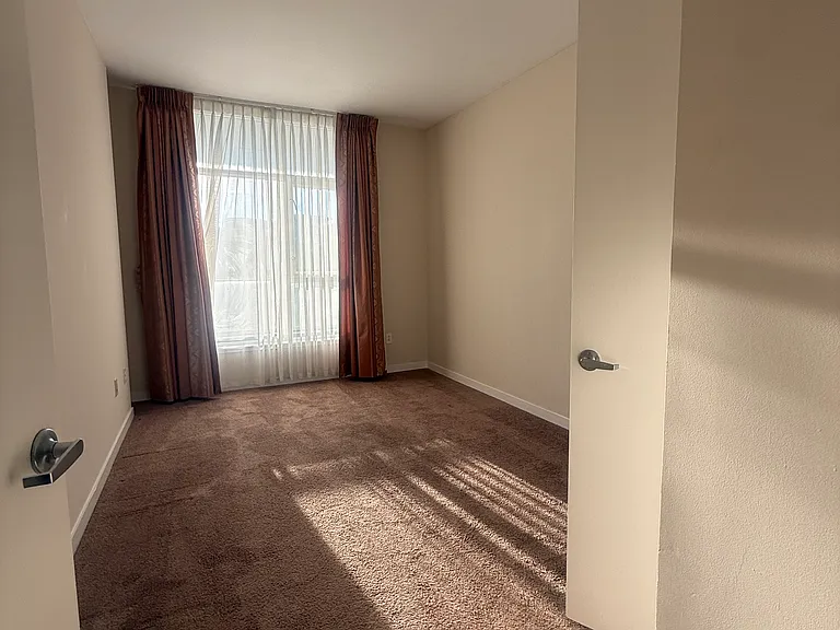 411 W Seaside Way #1105 — Photo 6