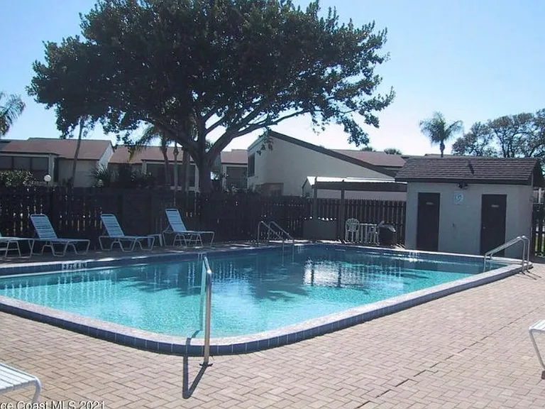 5801 N Atlantic Ave — Photo 33