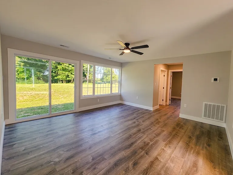 226 Gibsontown Rd — Photo 6