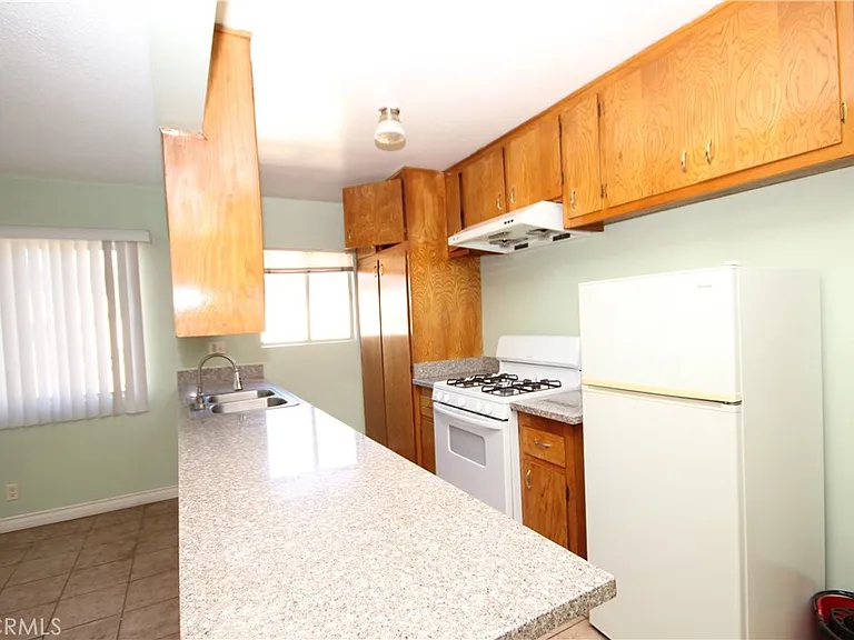 1622 S Chapel Ave #B — Photo 2