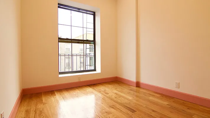 Rented by Nooklyn NYC LLC | media 8