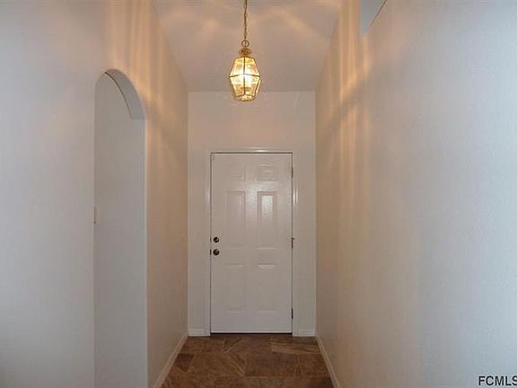 3rd image of 29 Bickwick Ln